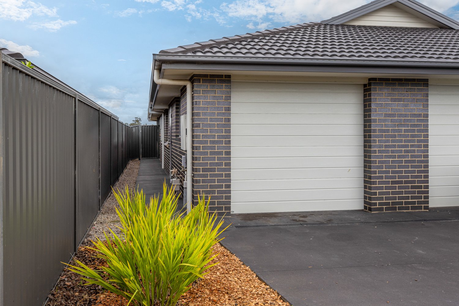 2/10 Malbec Street CLIFTLEIGH 2