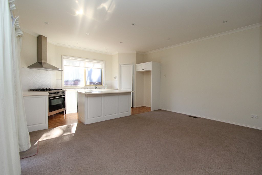 2/10 Manna Gum Heights MOUNT PLEASANT 3