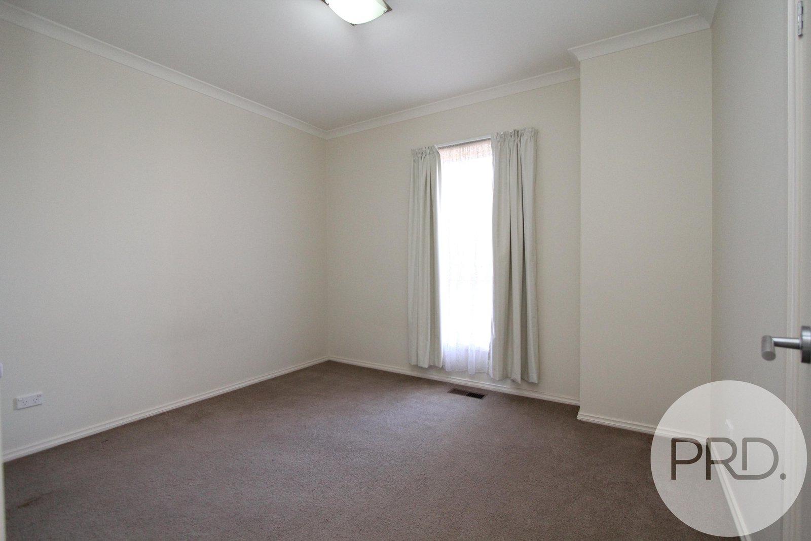 2/10 Manna Gum Heights MOUNT PLEASANT 5