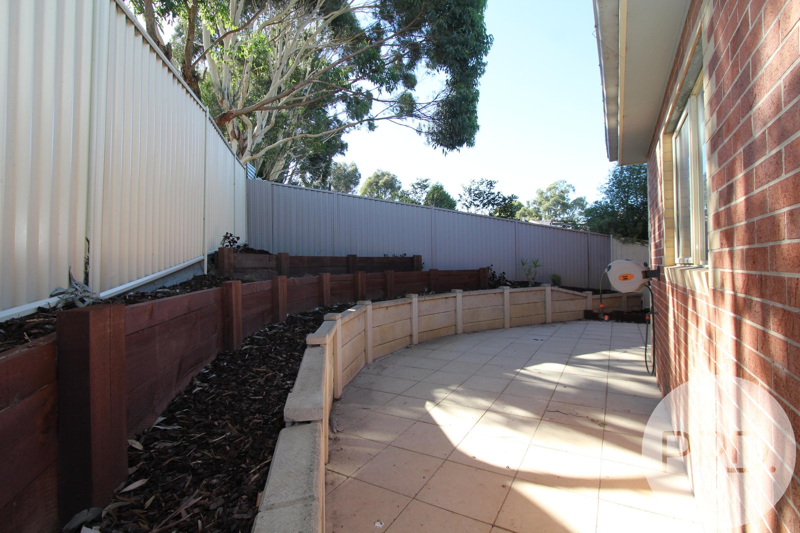 2/10 Manna Gum Heights MOUNT PLEASANT 10