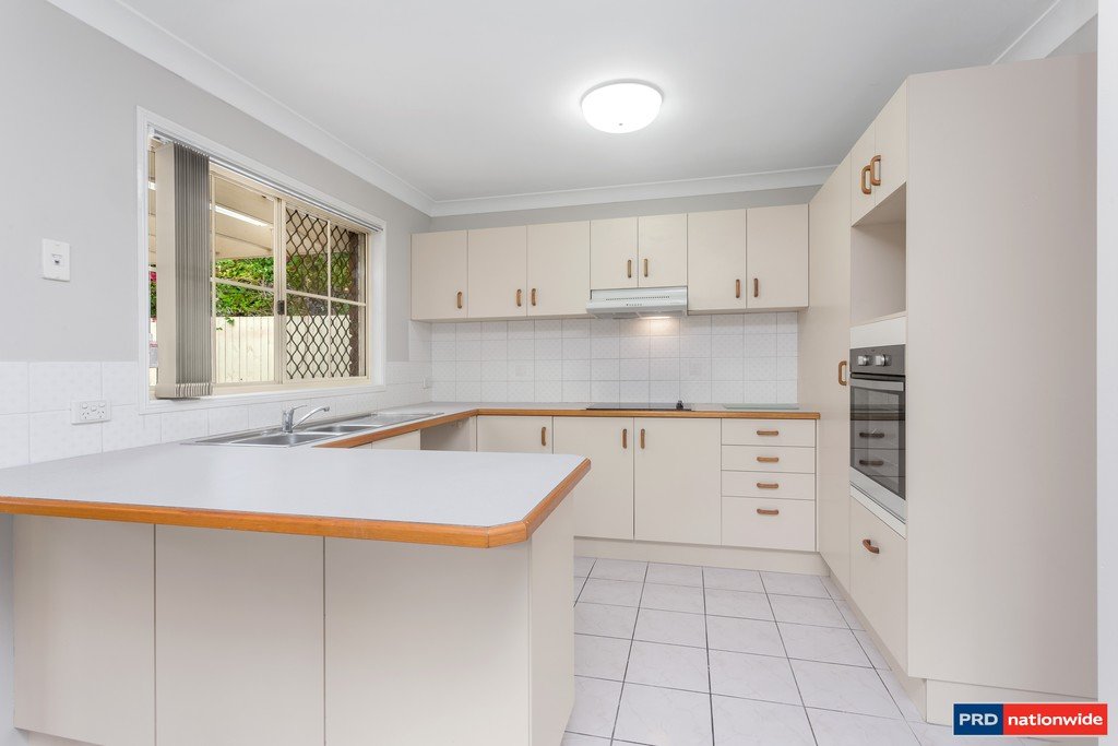 2/10 Nursery Street NUNDAH 3