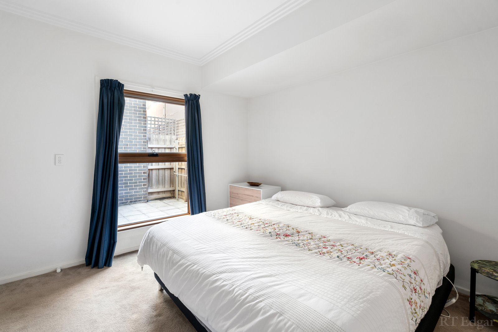 Real Estate and Property in 2/10 Osborne Grove, Preston, VIC