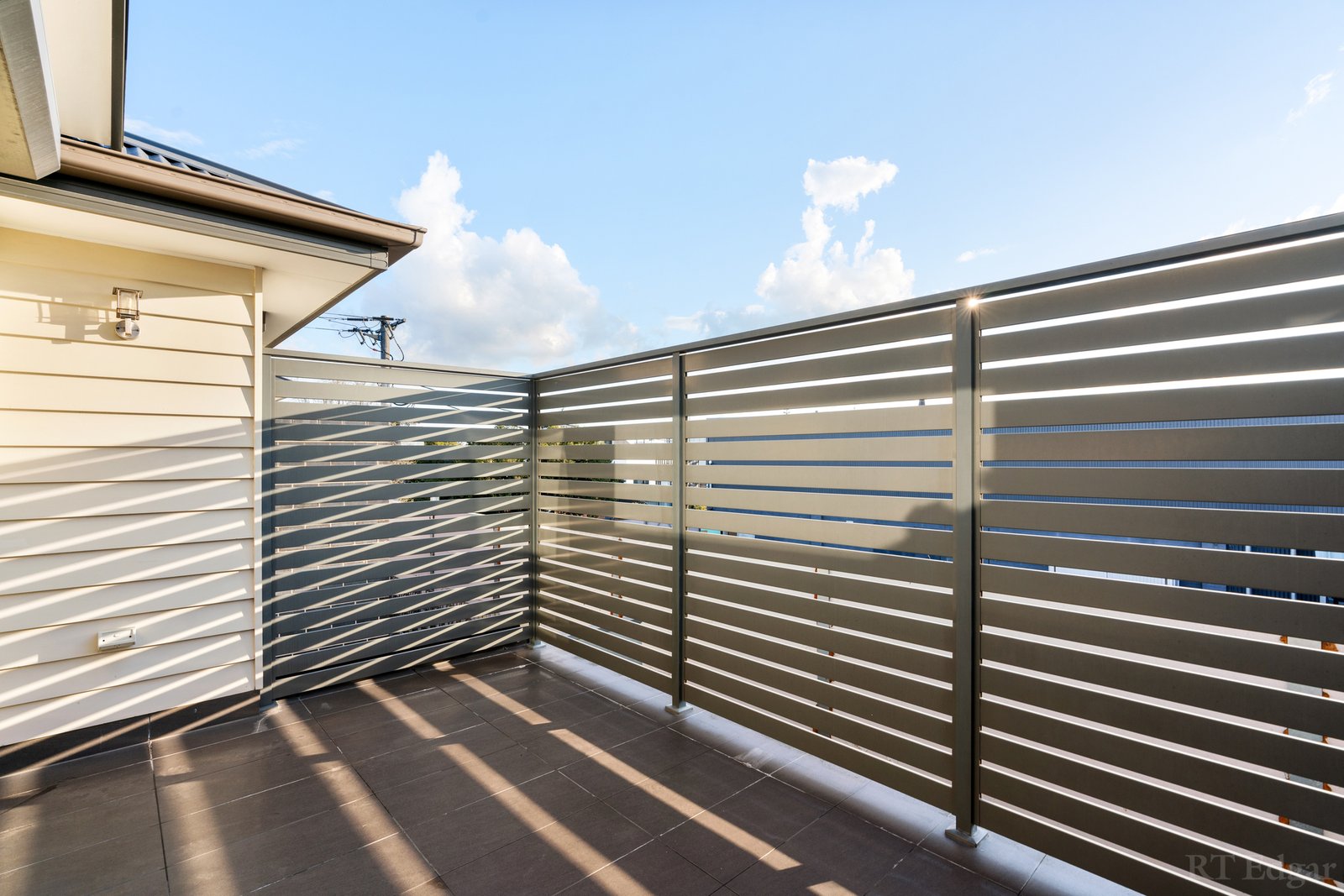 Real Estate and Property in 2/10 Osborne Grove, Preston, VIC