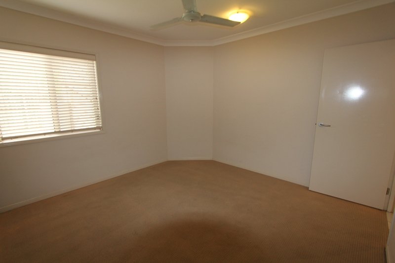 2/10 Pilar Court MOLENDINAR 4