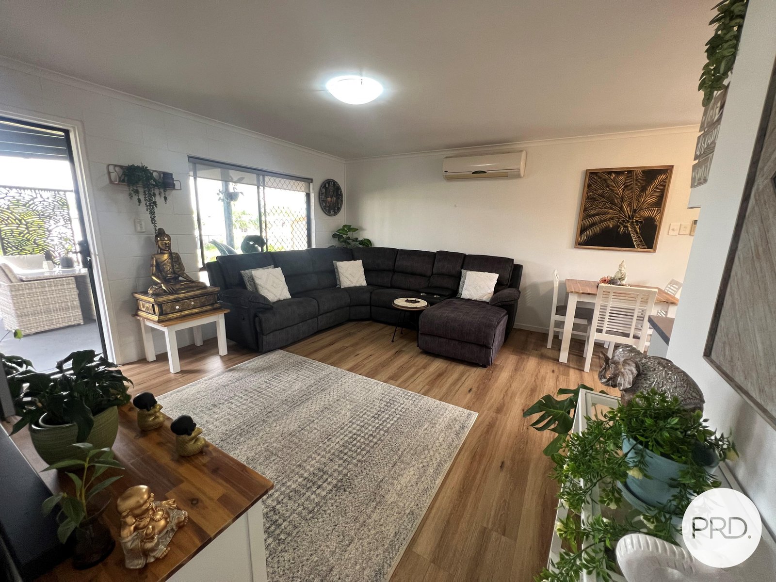 2/10 Pleasant Avenue TANNUM SANDS 6
