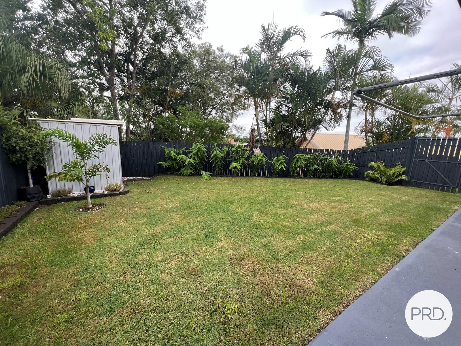 2/10 Pleasant Avenue TANNUM SANDS 14