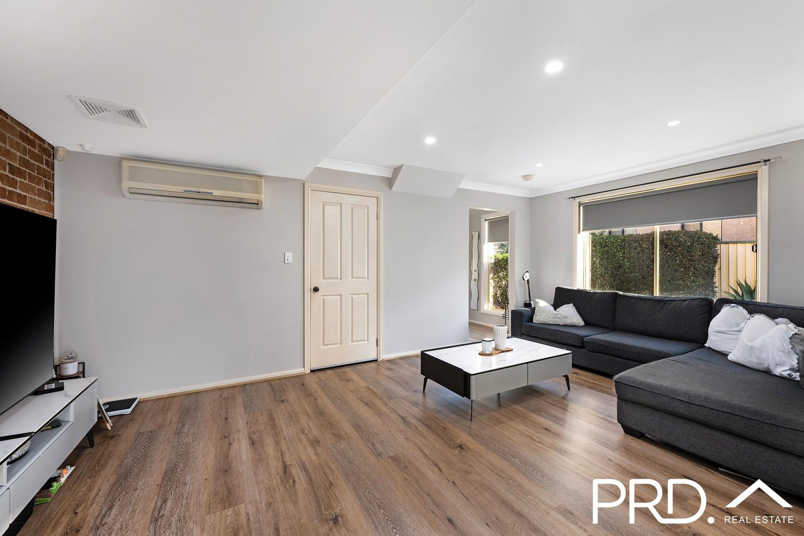 2/10 Raine Road PADSTOW 2