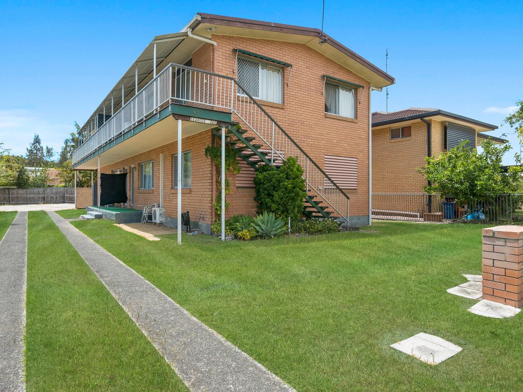 2/10 Rose Street TWEED HEADS WEST 1