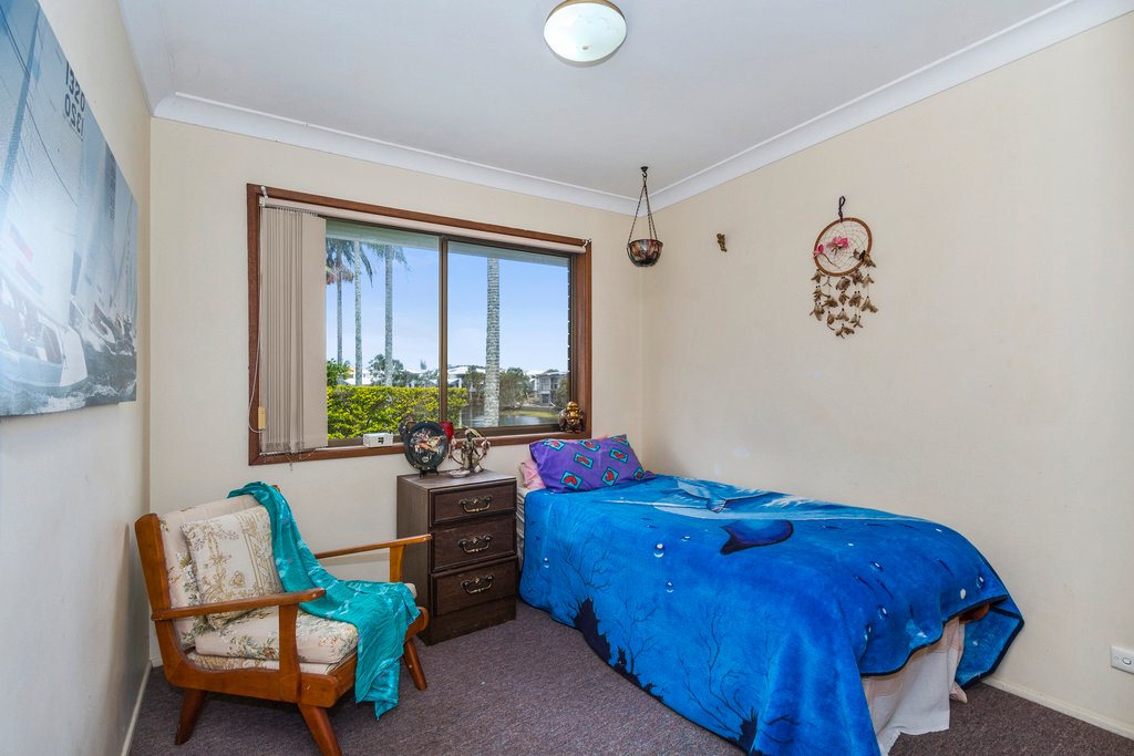 2/10 Rosewood Avenue BOGANGAR 7
