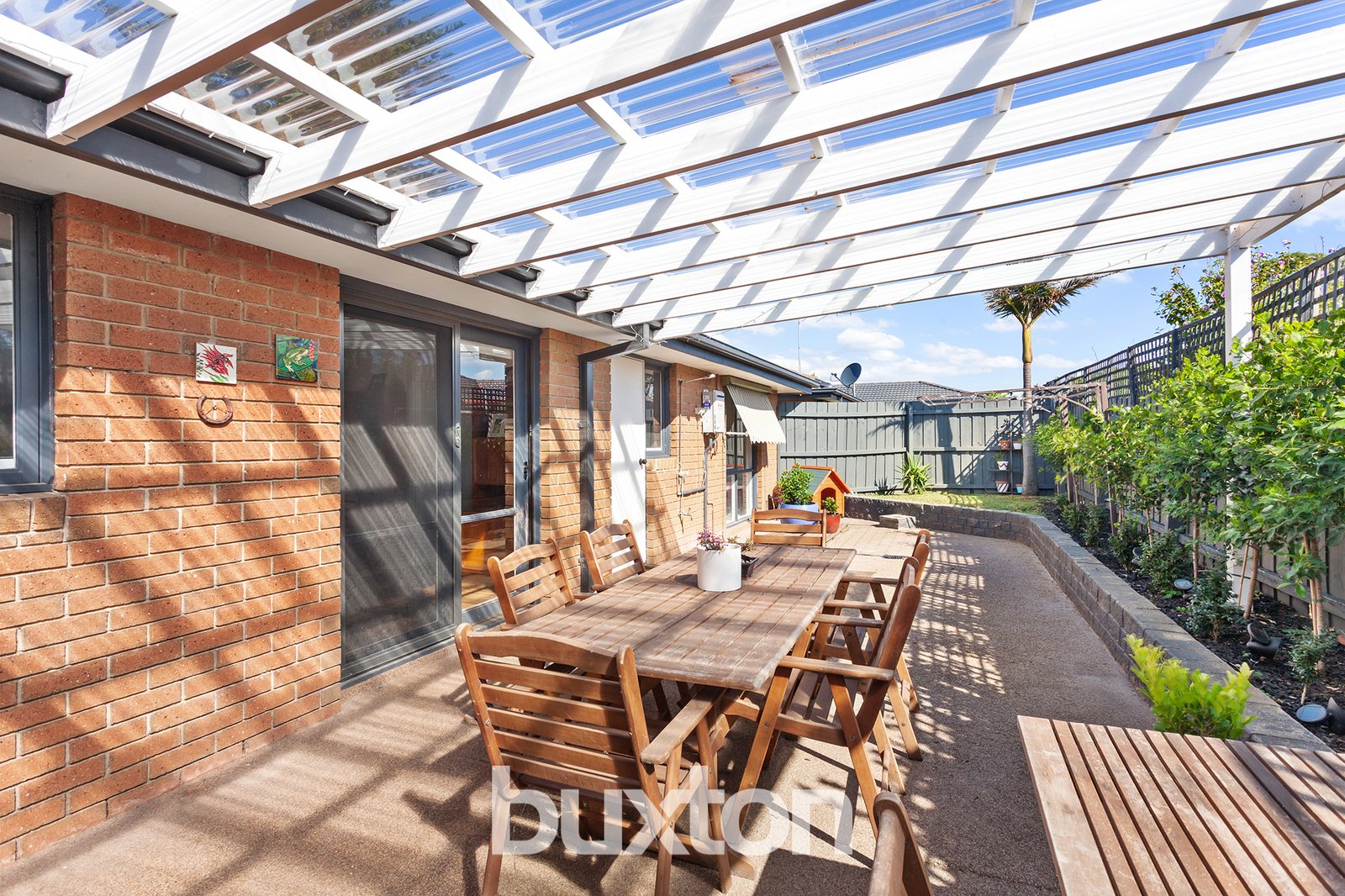 Gallery: 2/10 Sherwood Avenue