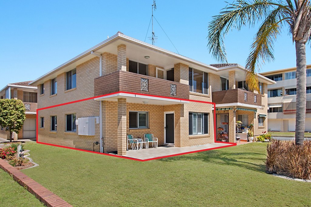 2/10 Solander Street TWEED HEADS 1