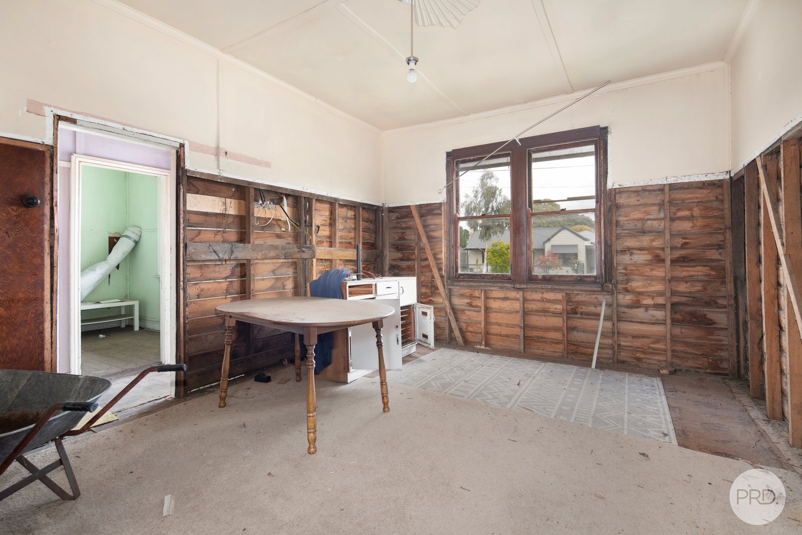 210 Stawell Street North BROWN HILL 3