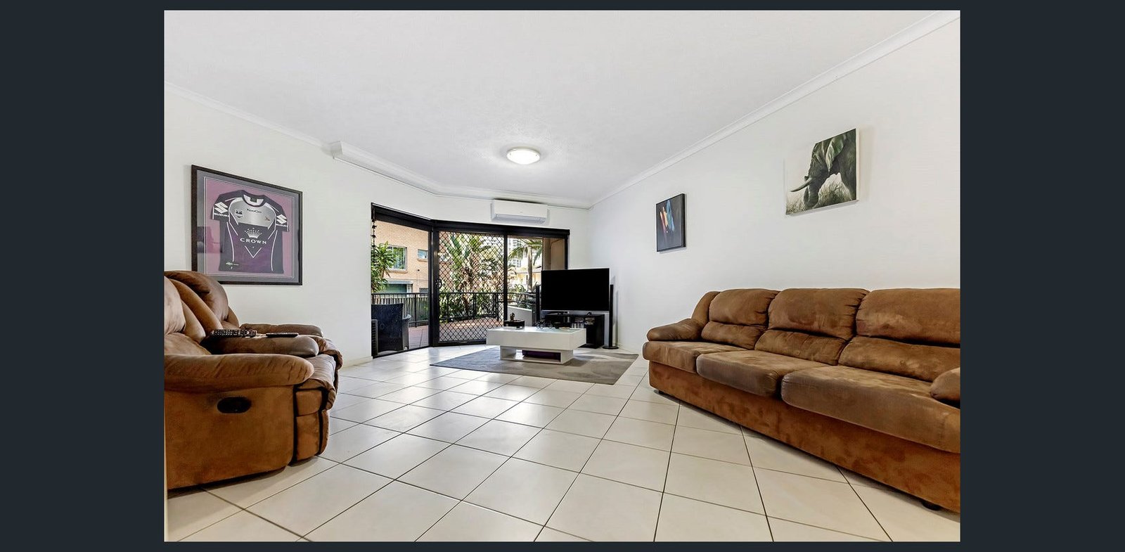 2/10 Tarcoola Crescent SURFERS PARADISE 2