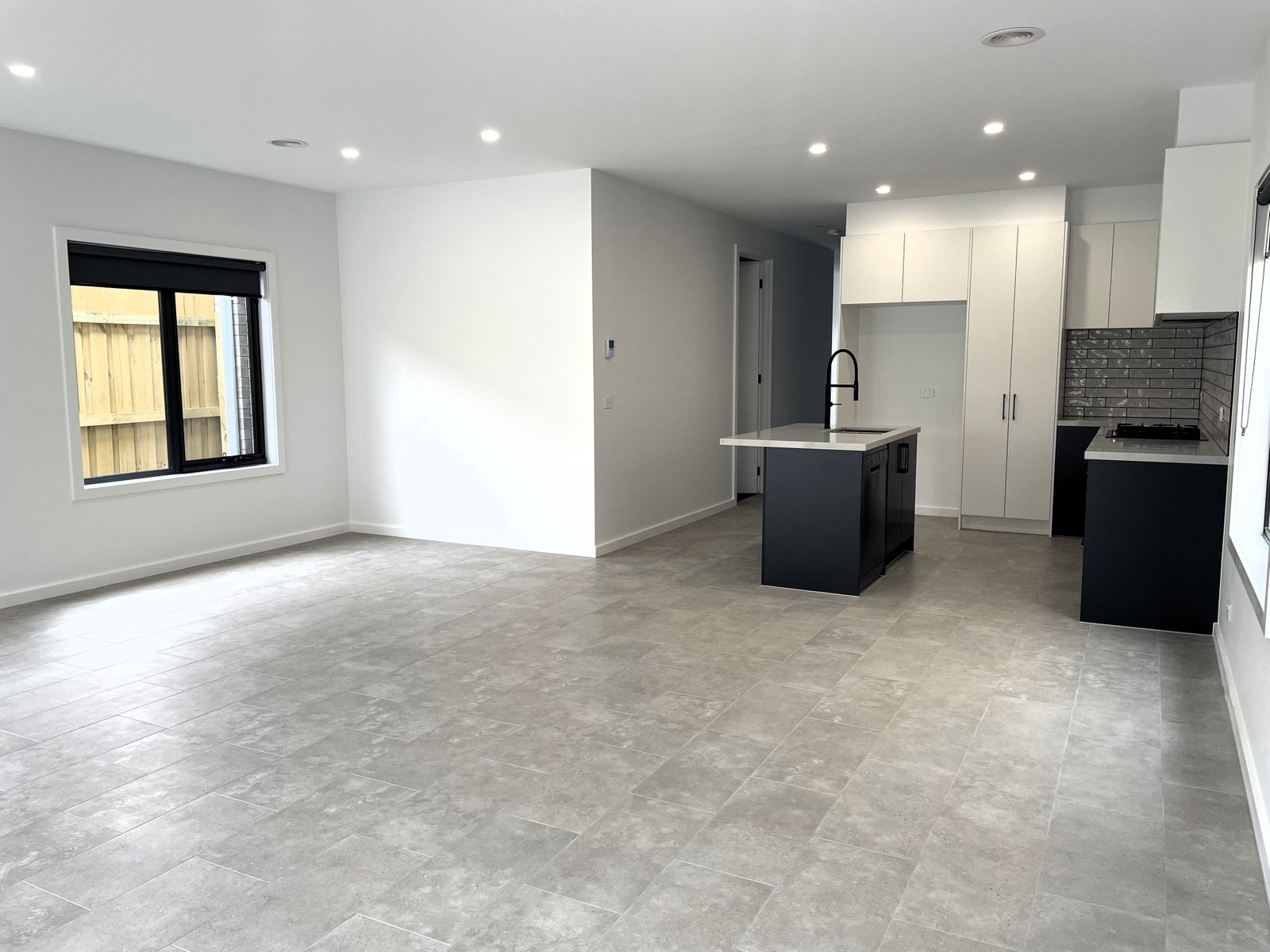 Gallery: 2/10 Trewheela Avenue