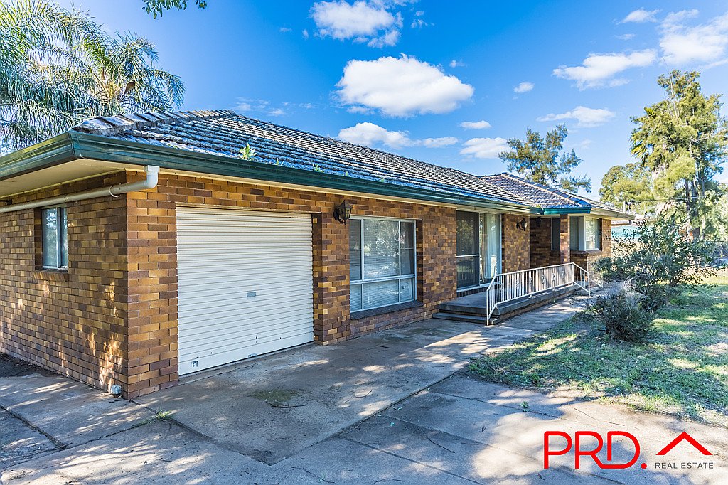210 Wallamore Road TAMWORTH 5