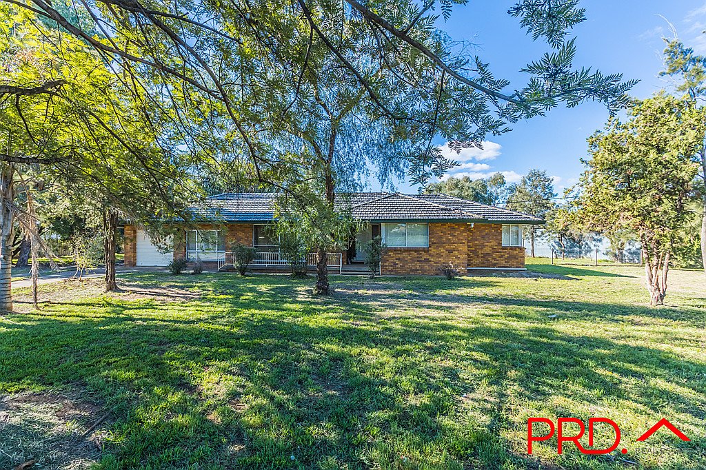 210 Wallamore Road TAMWORTH 8