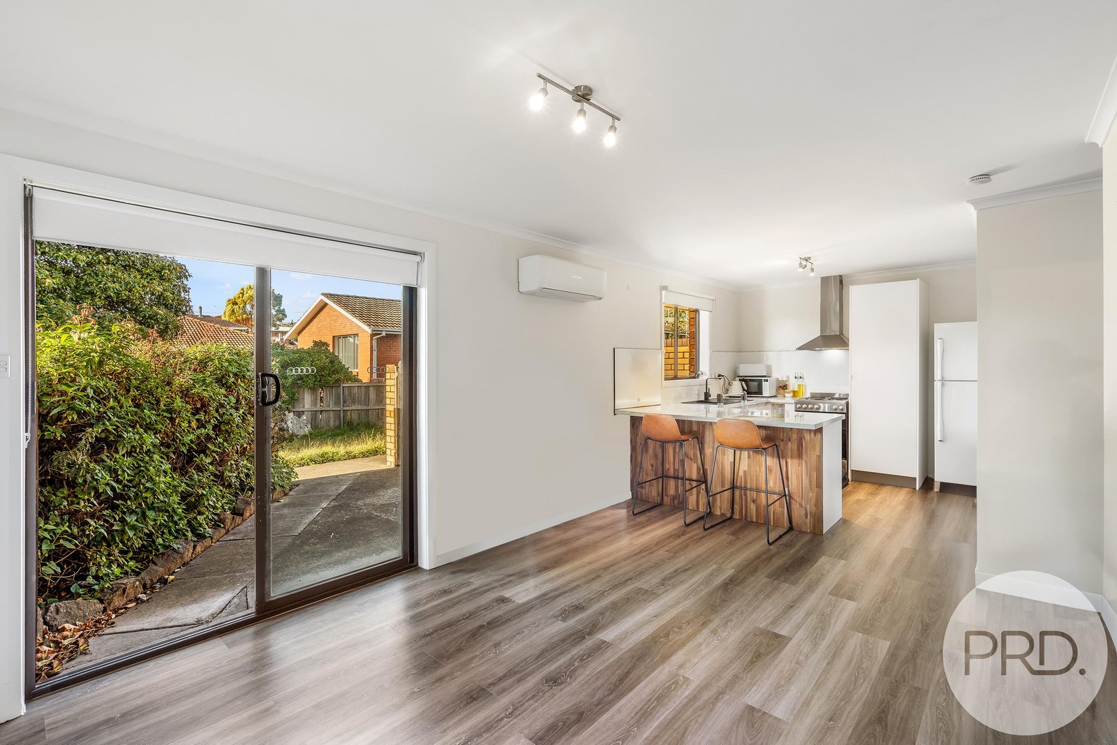2/10 Wariga Road GLENORCHY 7