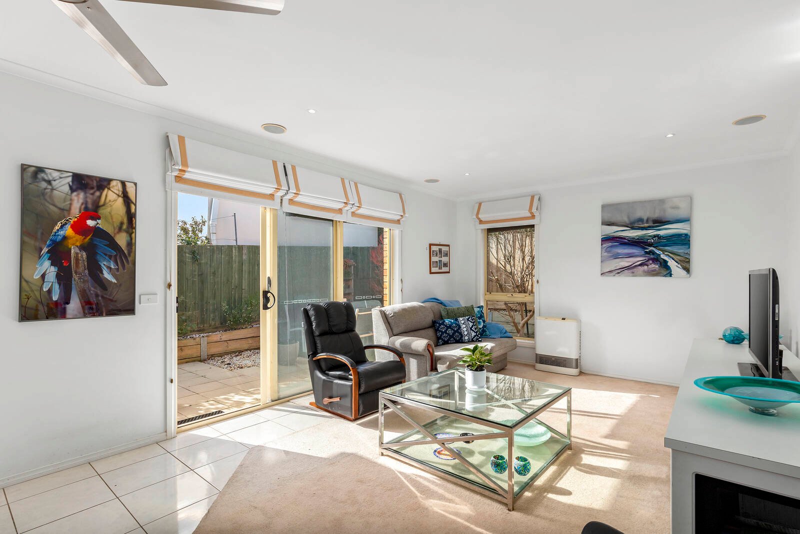 Real Estate and Property in 2/100 Kensington Road, Leopold, VIC