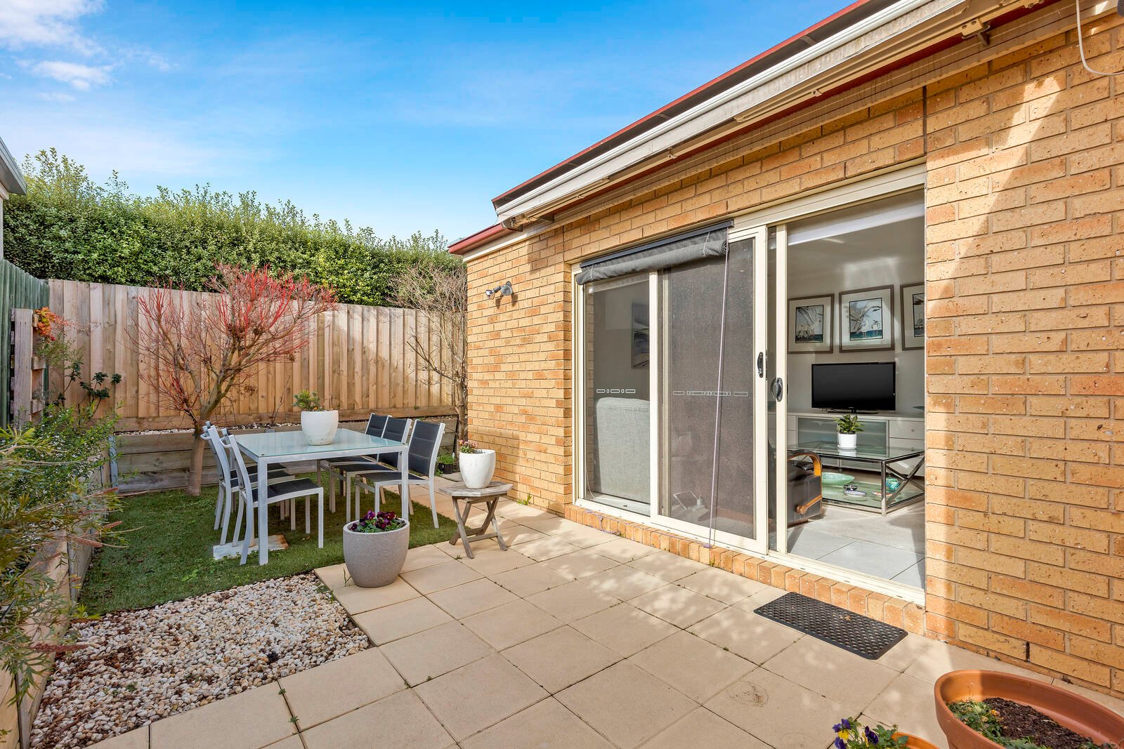 Real Estate and Property in 2/100 Kensington Road, Leopold, VIC