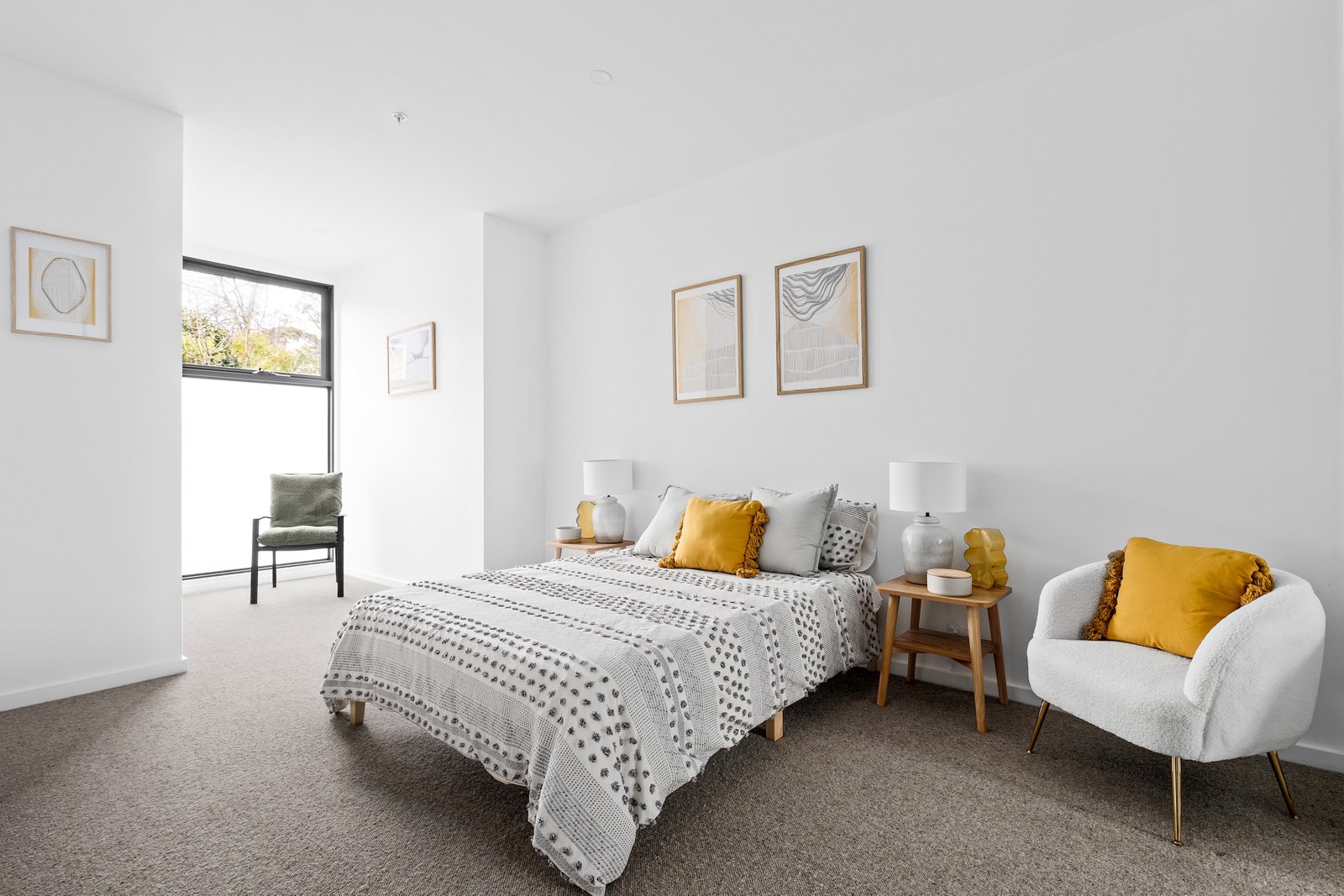 Real Estate and Property in 2/101 Rostrevor Parade, Mont Albert North, VIC