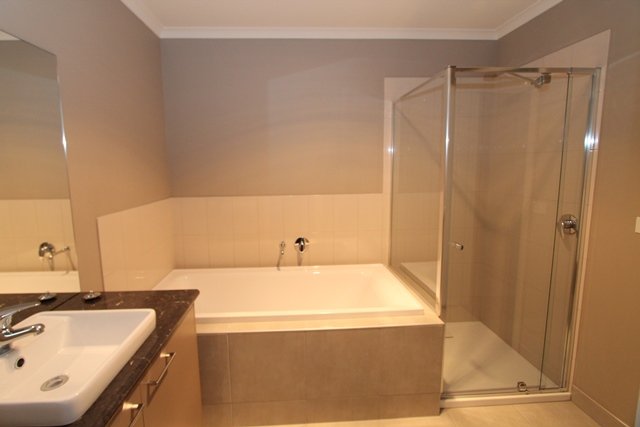 2/101 Spencer Street SEBASTOPOL 3