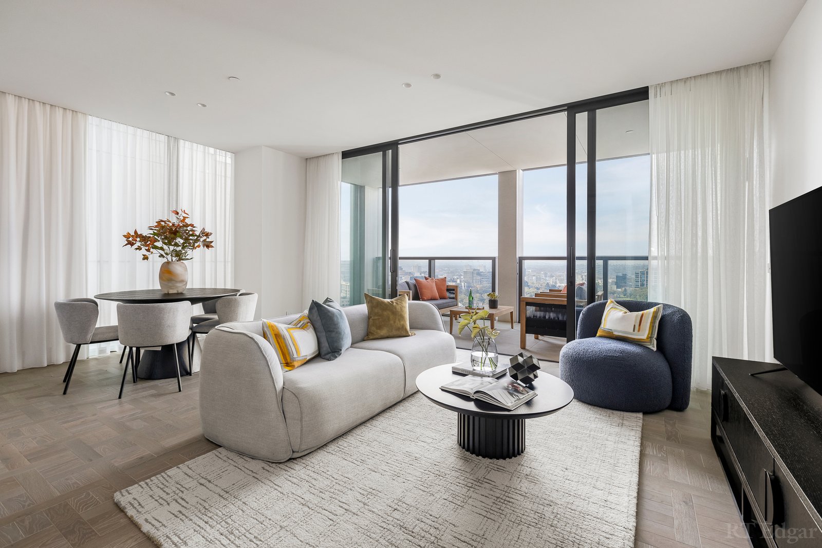 Real Estate and Property in 2101/17 Spring Street, Melbourne, VIC