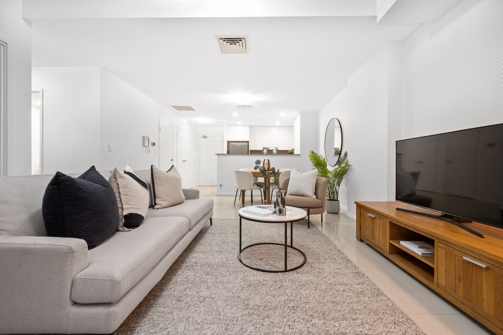 2101/43-45 Wilson Street BOTANY 4