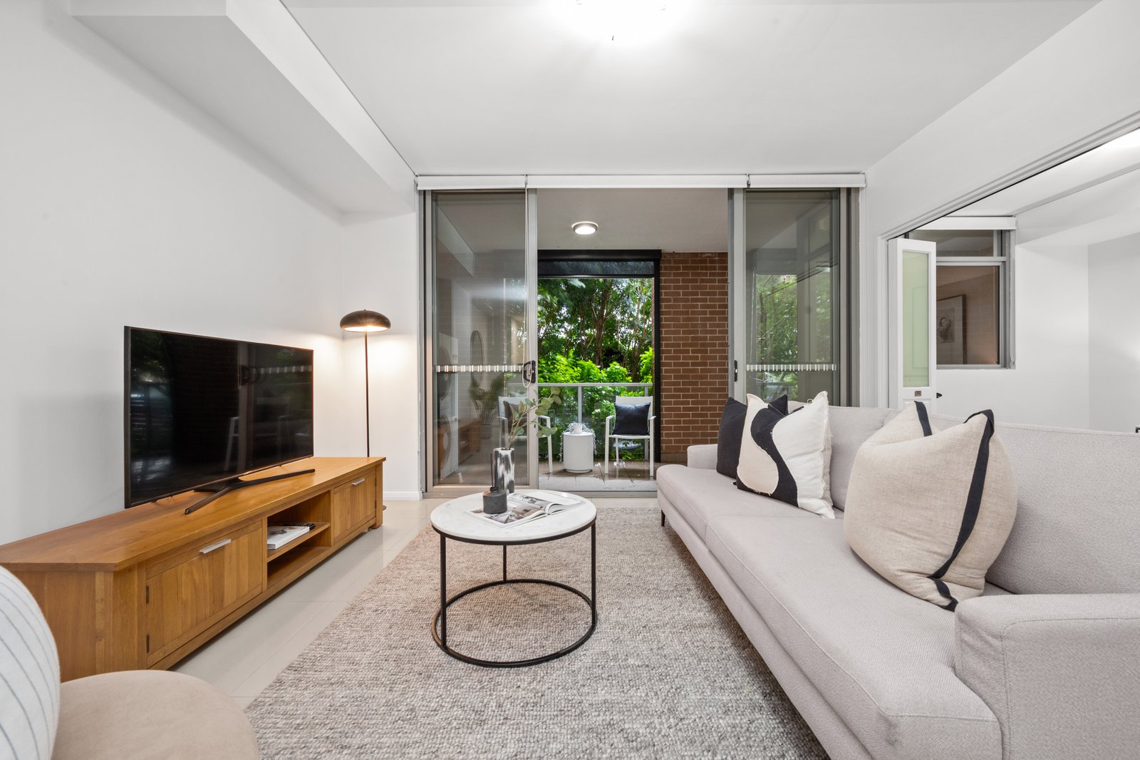 2101/43-45 Wilson Street BOTANY 10