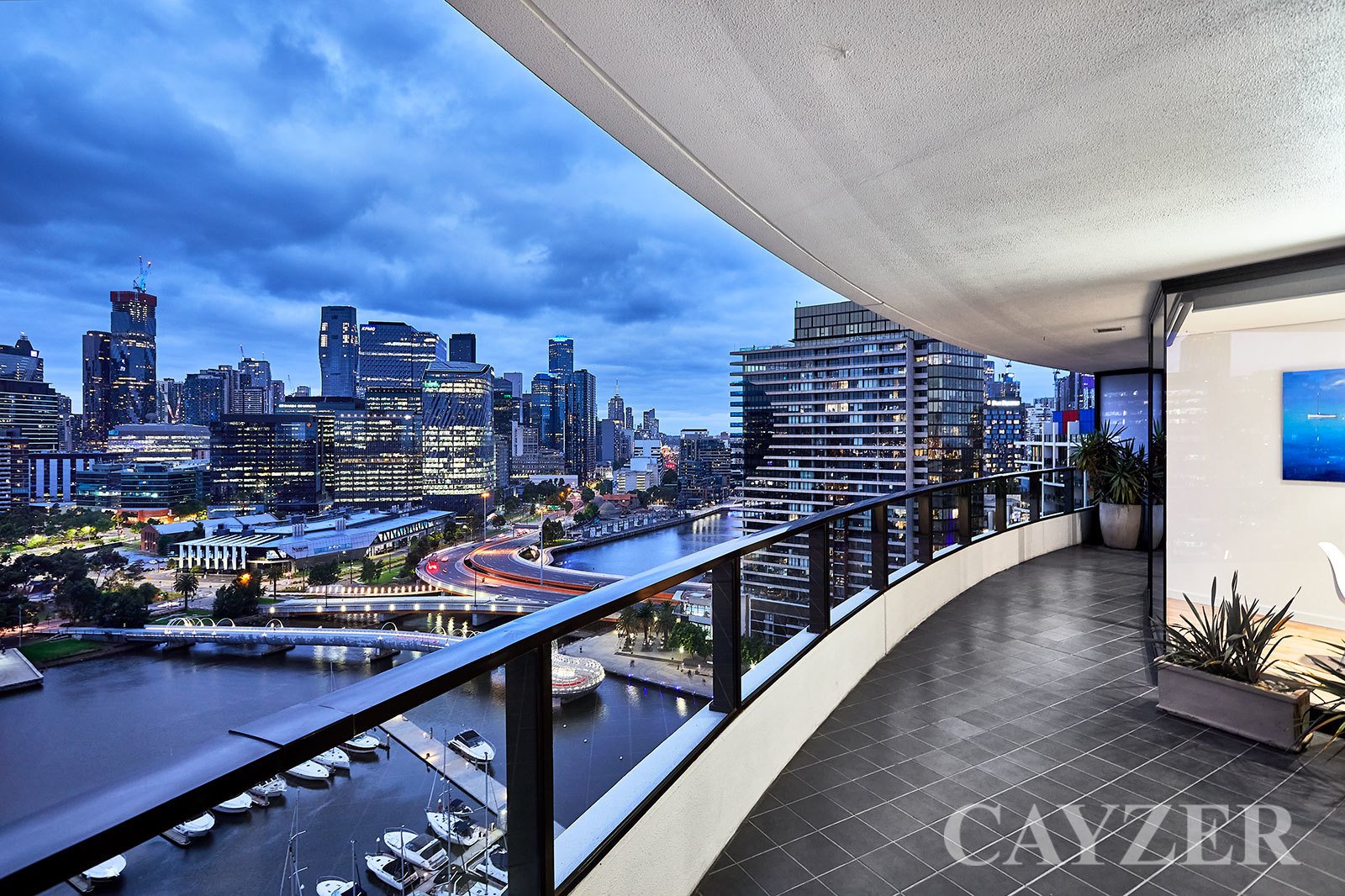 Gallery: 2101/70 Lorimer Street