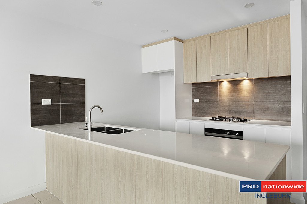 210/18 Harrow Road AUBURN 4