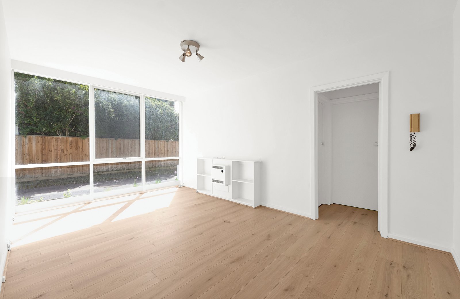 Gallery: 2/102 Park Street