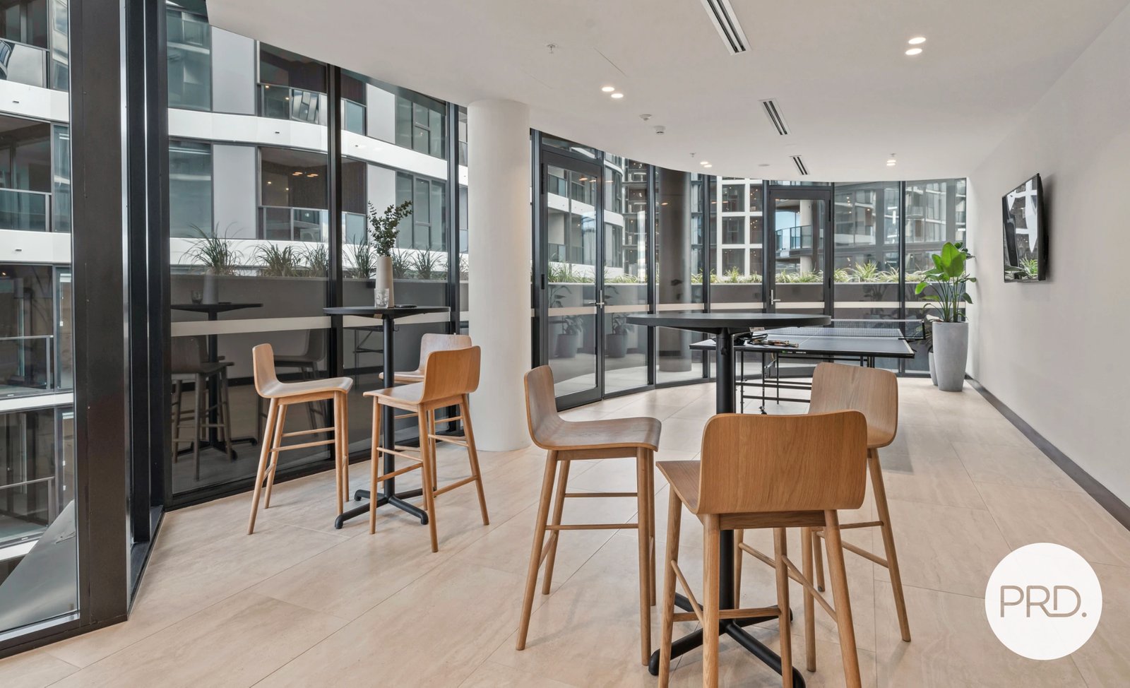 210/220 Melrose Drive PHILLIP 15