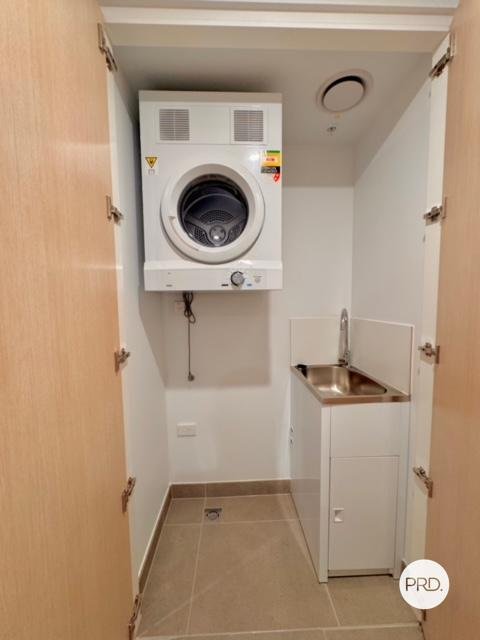 210/220 Melrose Drive PHILLIP 10