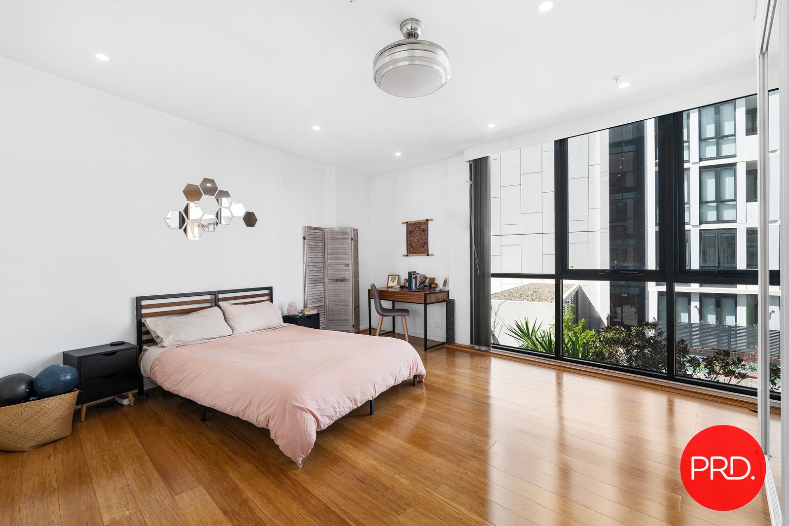 210/258 Railway Parade KOGARAH 6