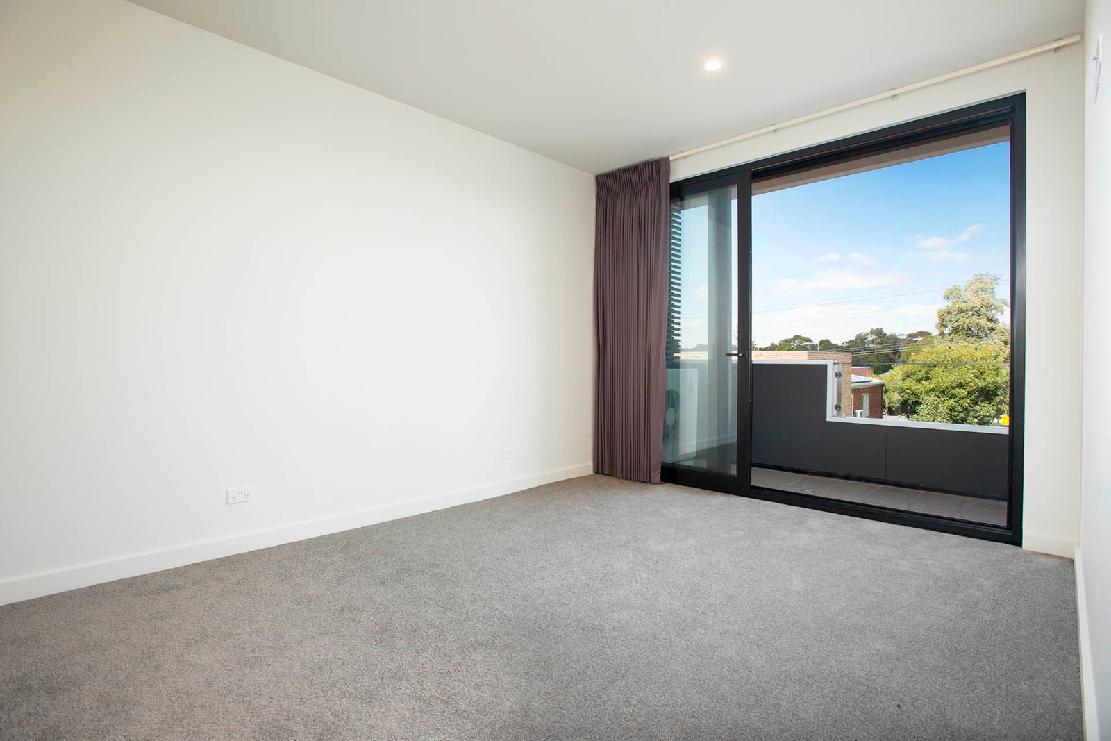 Gallery: 210/2A Major Street