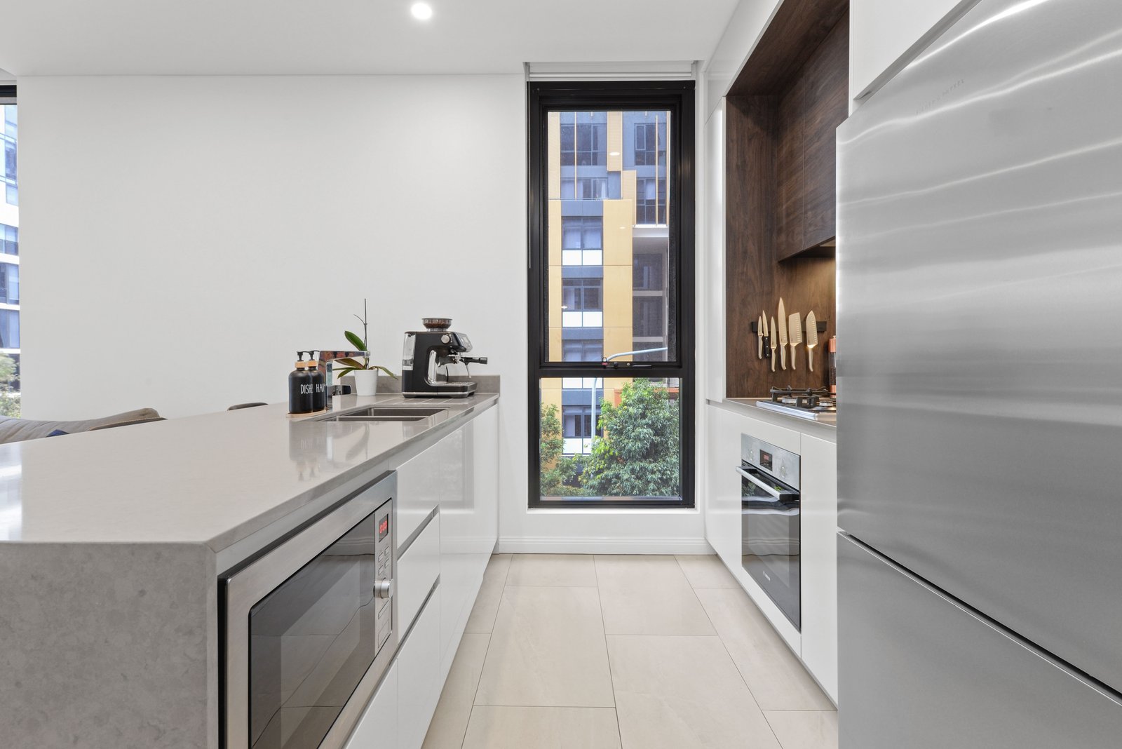 210/3 Finch Drive EASTGARDENS 8