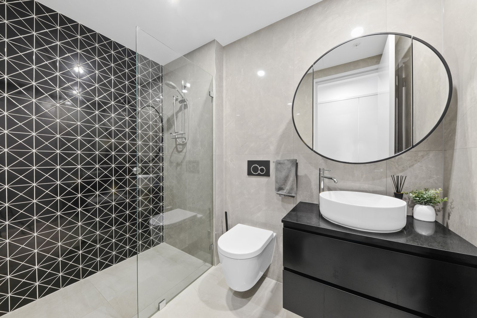 210/3 Finch Drive EASTGARDENS 11