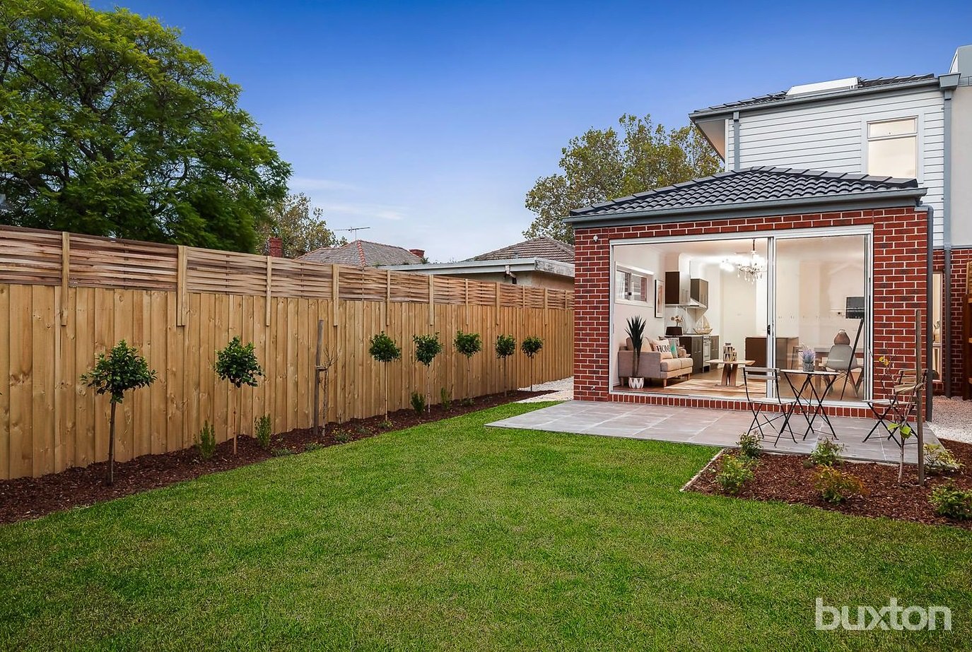 Gallery: 2/103 Martin Street