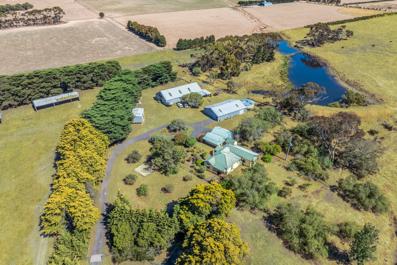 Real Estate and Property in 2/1030 Surf Coast Highway, Mount Duneed, VIC