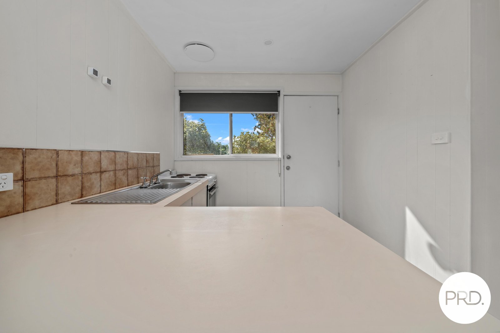 2/104 Abbotsfield Road CLAREMONT 3