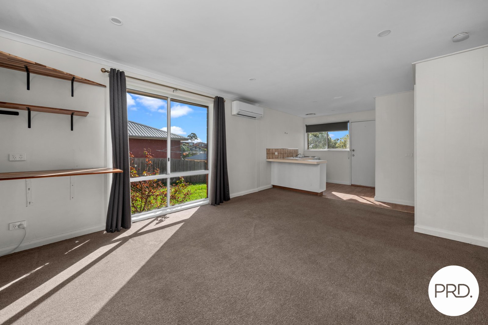 2/104 Abbotsfield Road CLAREMONT 12