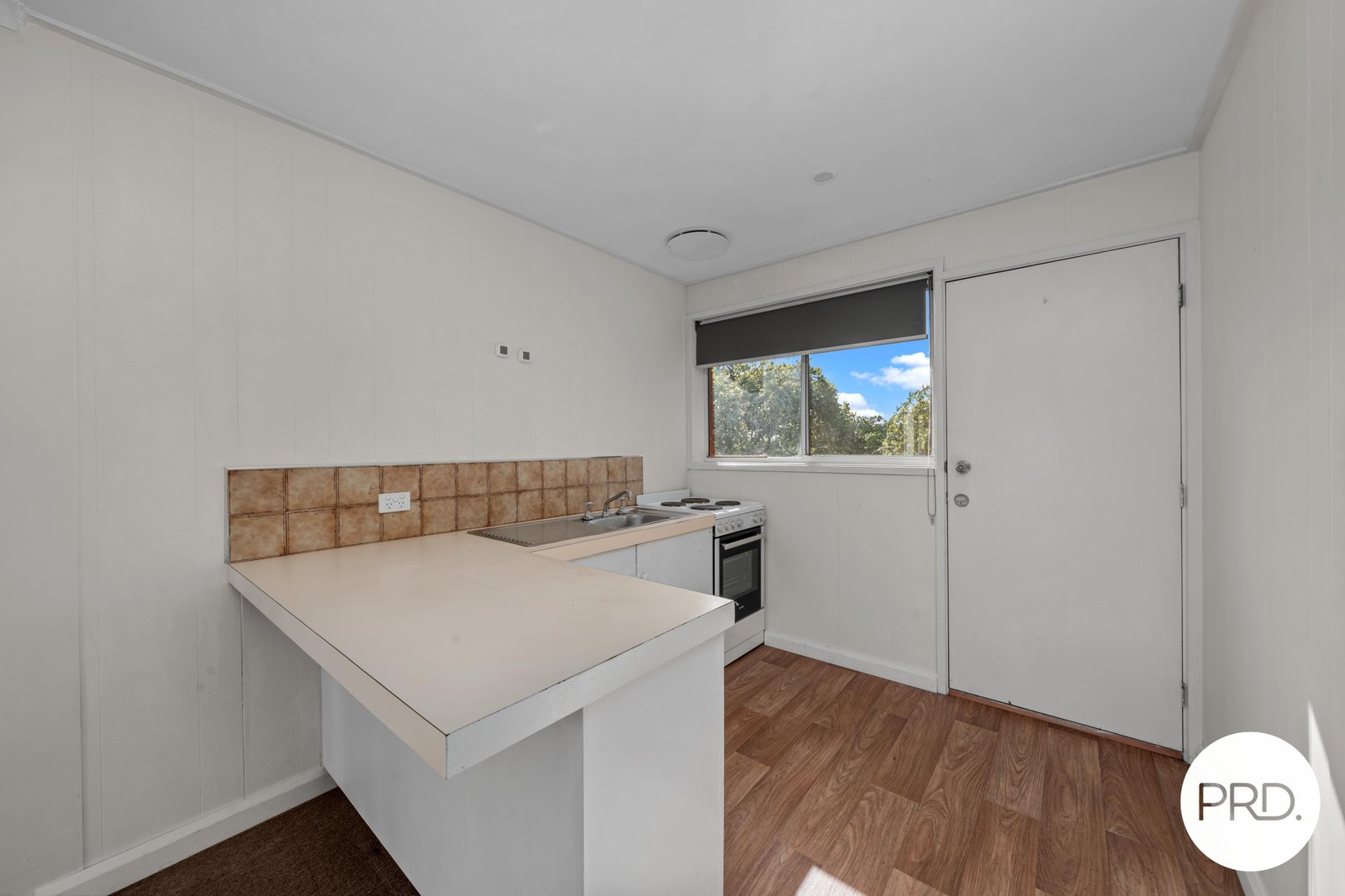 2/104 Abbotsfield Road CLAREMONT 13