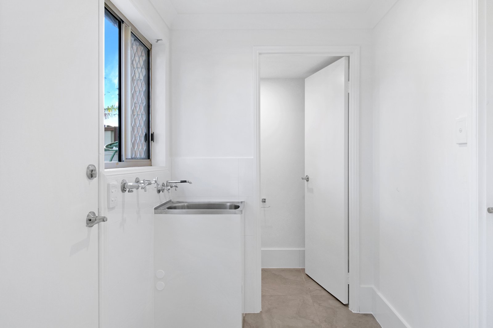 2/104 Kennedy Drive TWEED HEADS 5