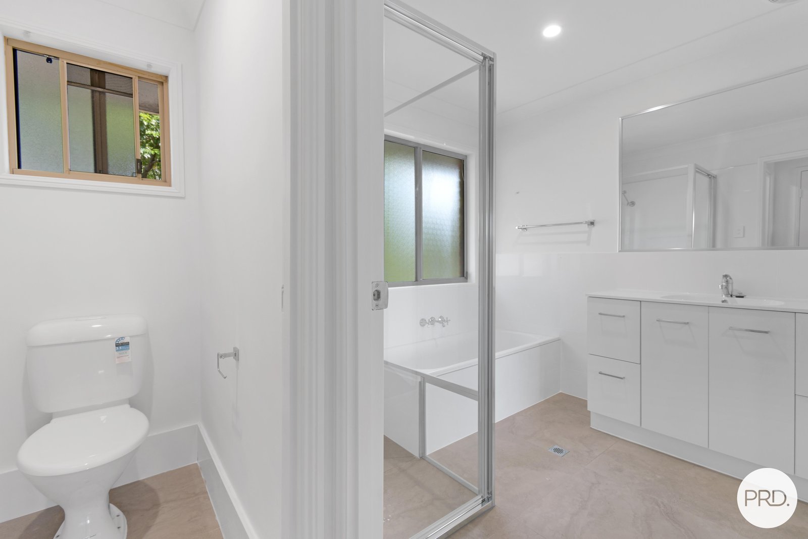 2/104 Kennedy Drive TWEED HEADS WEST 3