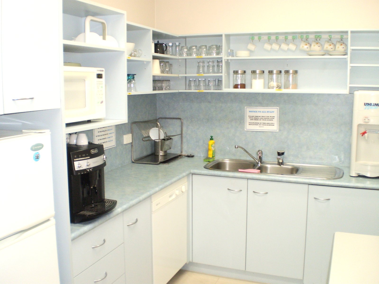 Gallery: 2/1040 Dandenong Road