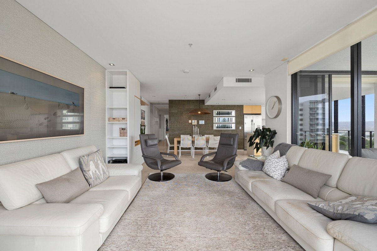 2104/2-14 The Esplanade Burleigh Heads 3