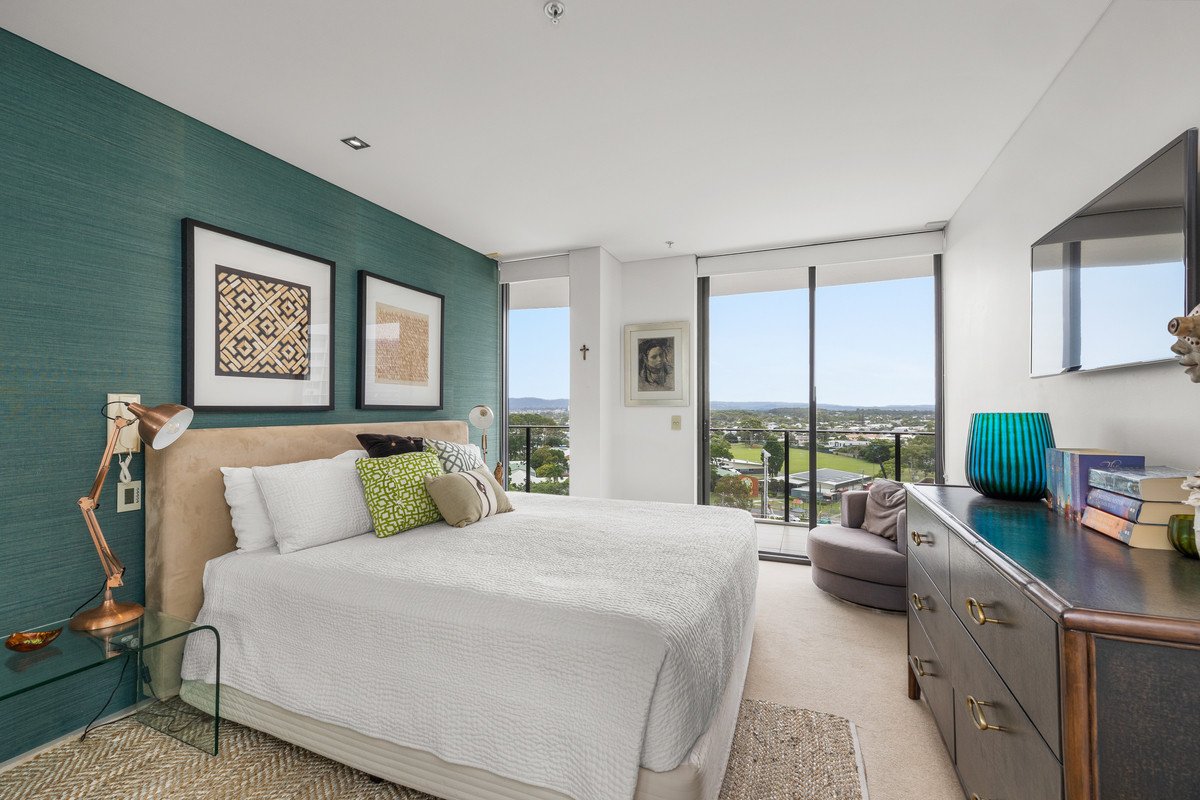 2104/2-14 The Esplanade Burleigh Heads 4