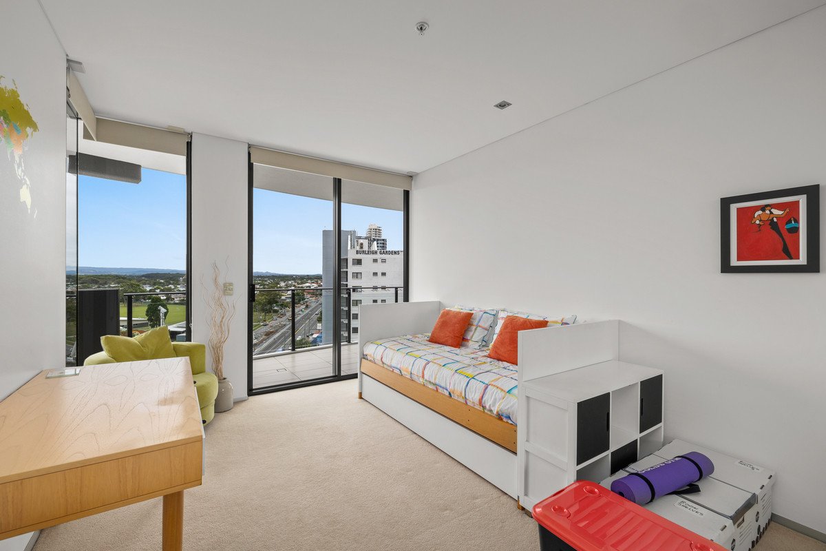 2104/2-14 The Esplanade Burleigh Heads 10