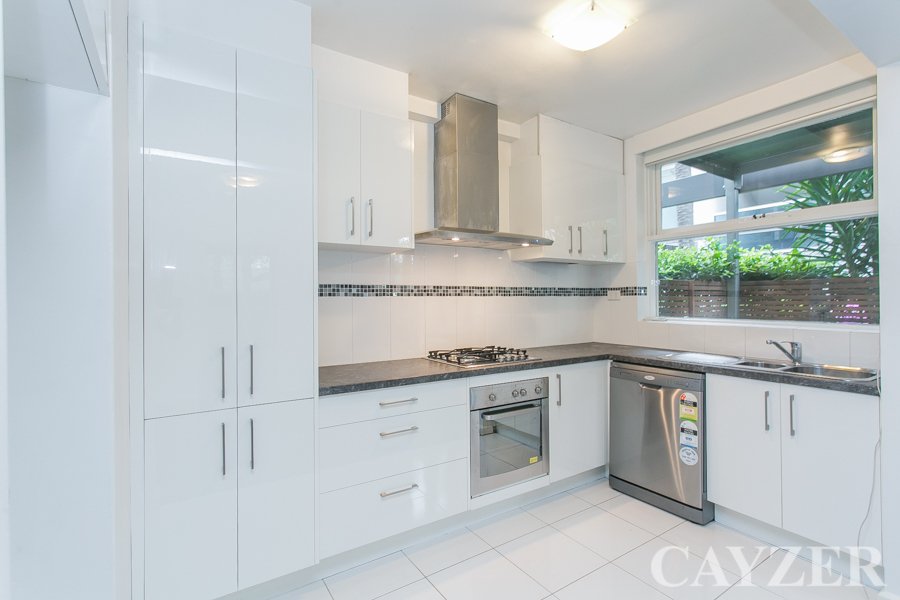 Gallery: 2/105-107 Park Street