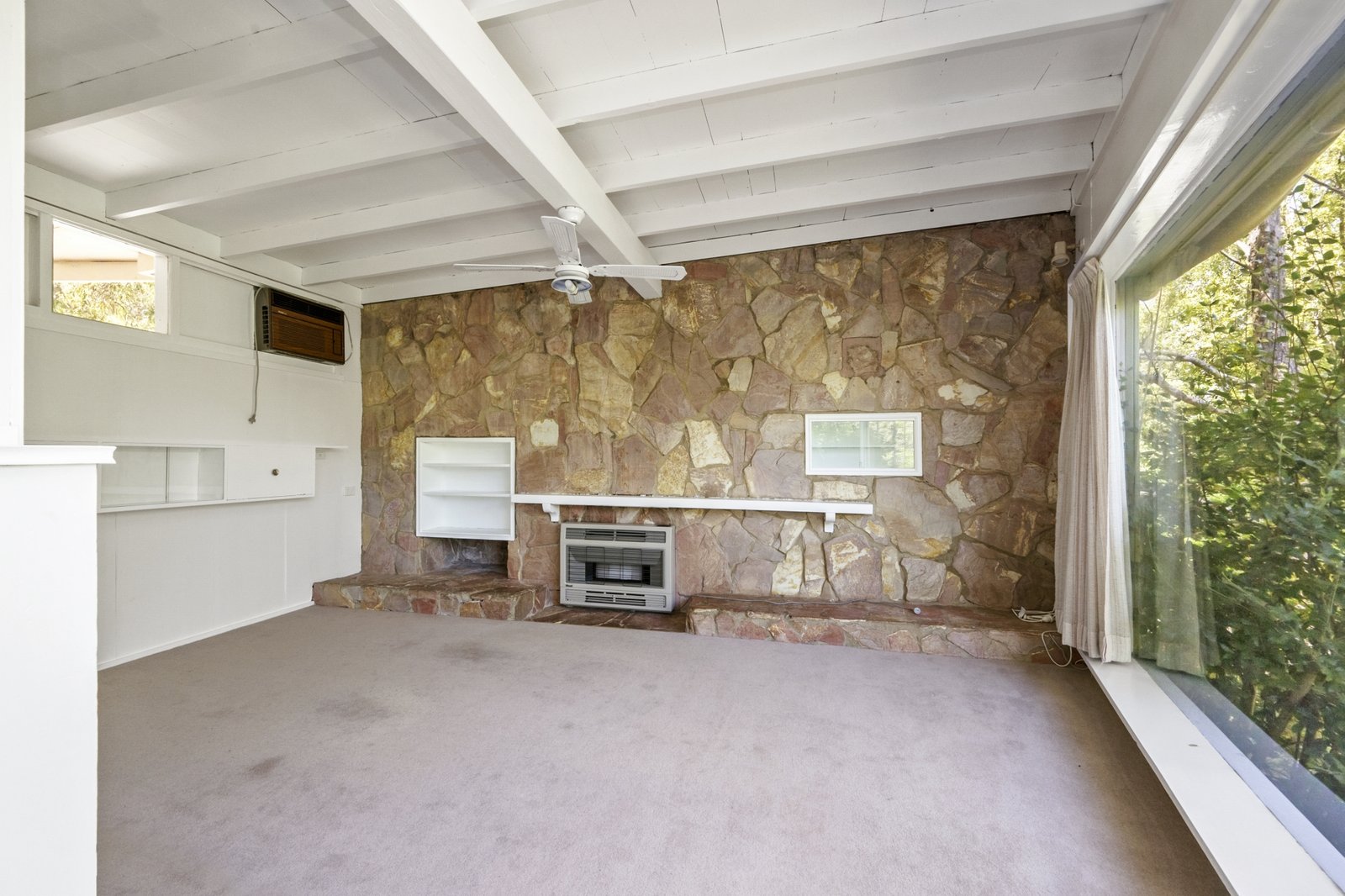 Gallery: 2105 Geelong Road